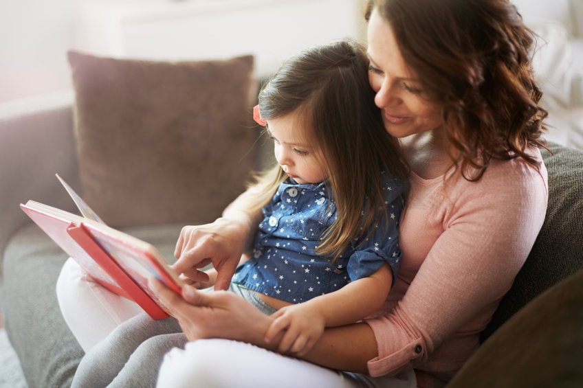7 Benefits of Storytelling for Your Child